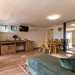 House Hortenzia View - Happy *