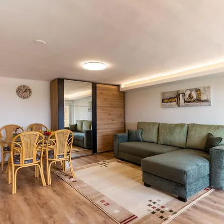 House Hortenzia View - Happy Apartament