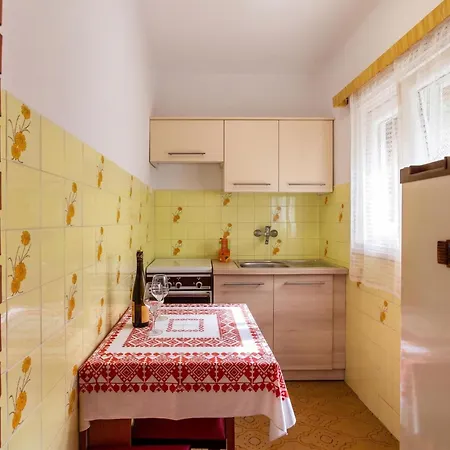 House Hortenzia View Terrace&garden - Happy *